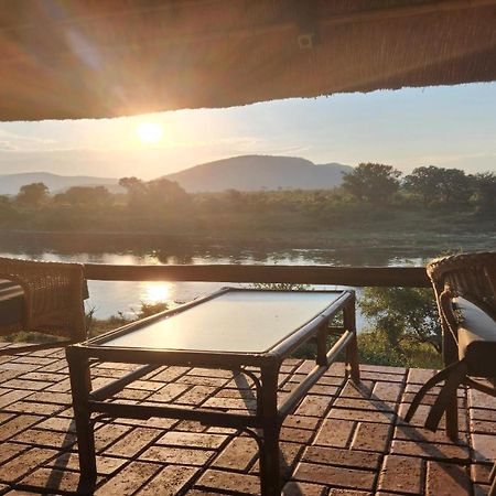 River Cottage Lodge Малалане Экстерьер фото